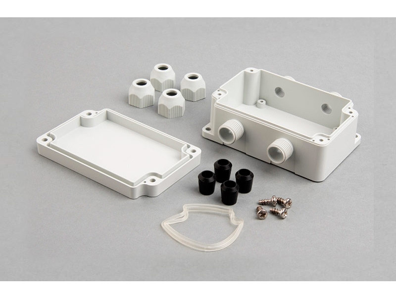 Boîte en plastique avec presse-étoupe et protection IP pour appareils électroniques PB1065