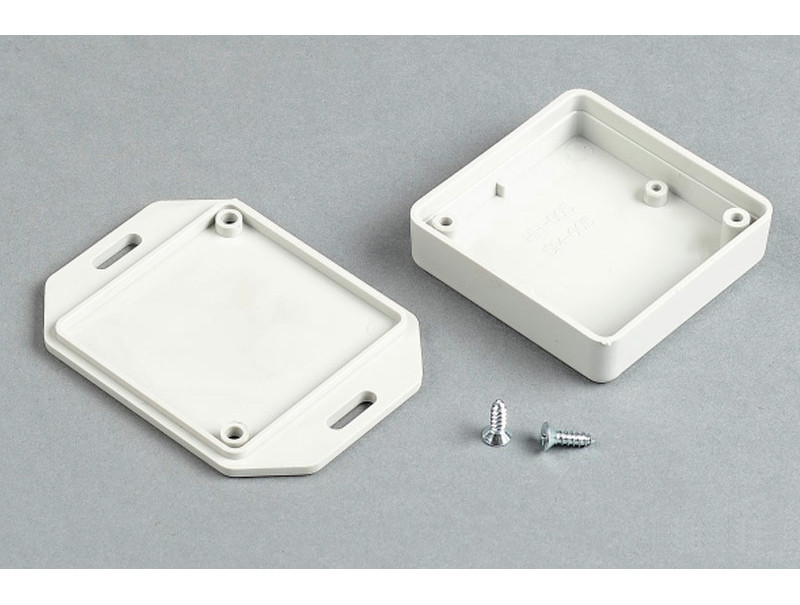 Boîte murale en plastique avec ailettes pour appareils électroniques PM005