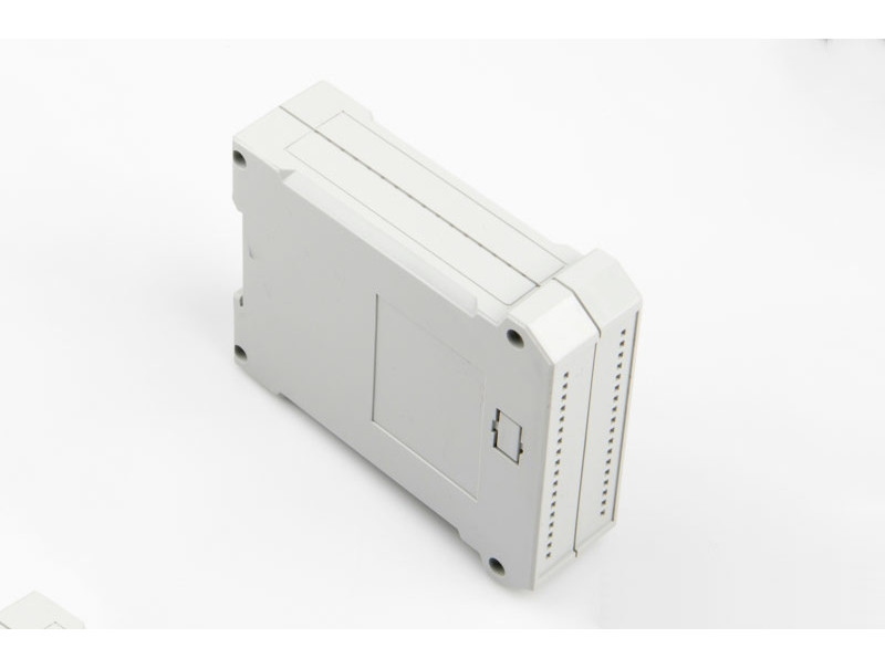 Boîte en plastique pour rail DIN pour appareils électroniques PT152