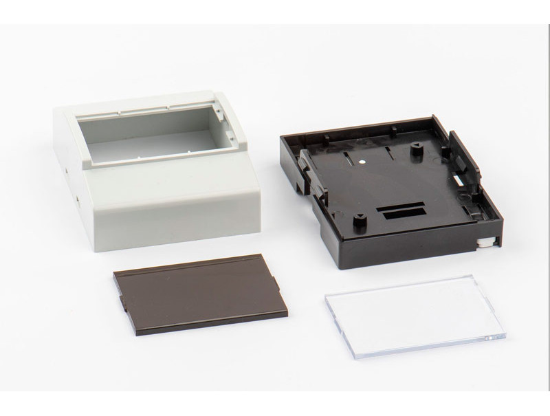 Boîte en plastique pour rail DIN pour appareils électroniques PT504