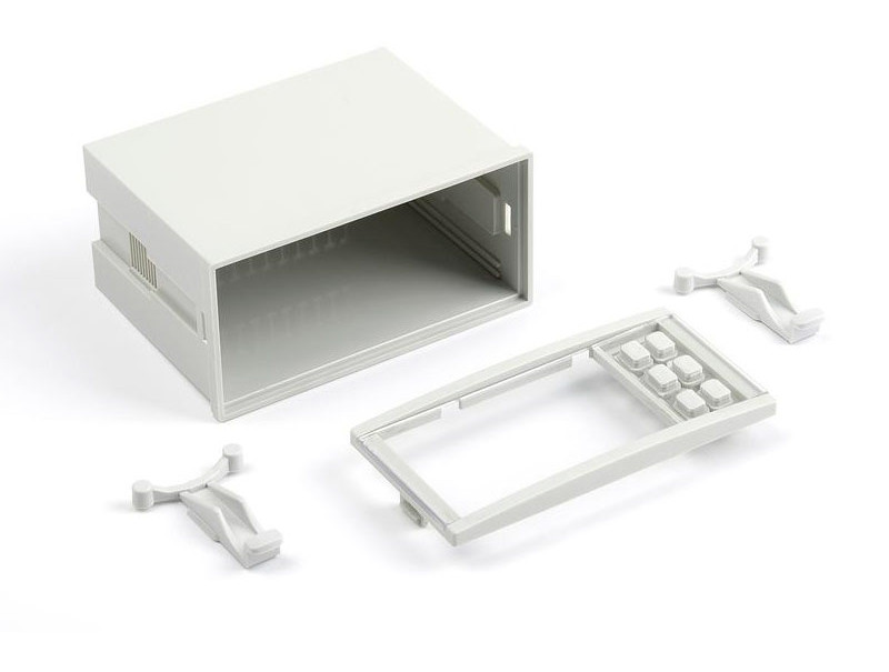 Boîte en plastique à encastrer pour appareils électroniques TT165