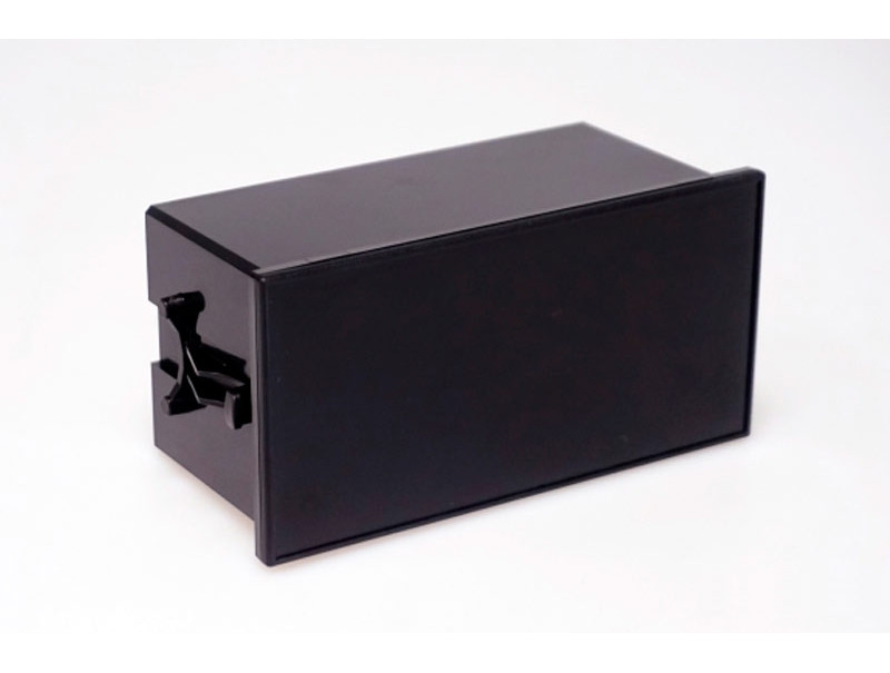 Boîte en plastique à encastrer pour appareils électroniques TT205
