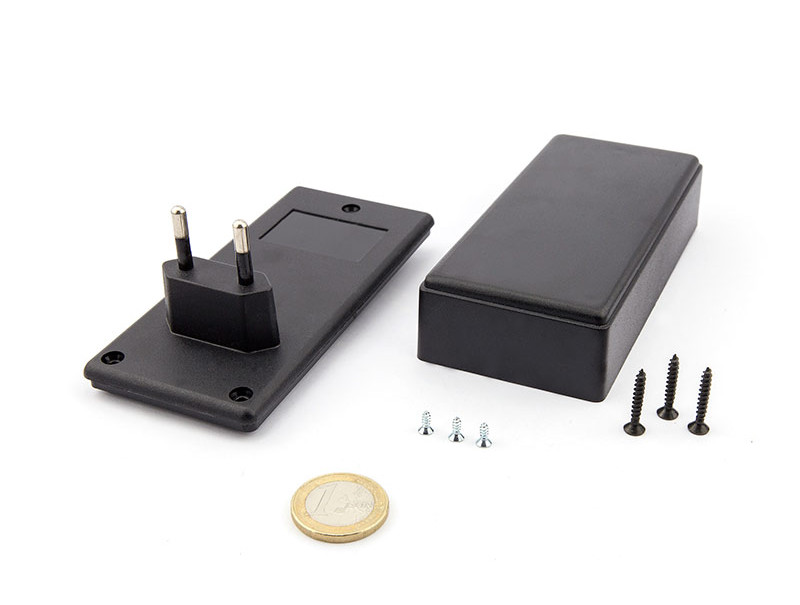 Boîtier plastique connectable par prise européenne pour appareils électroniques PP54