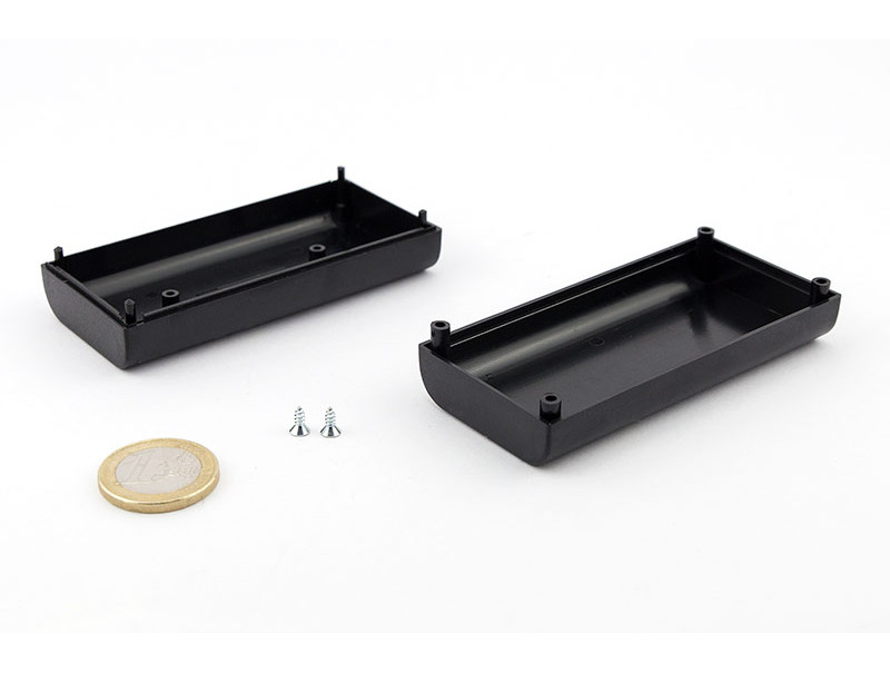 Boîte en plastique portable ovale pour appareils électroniques PP72