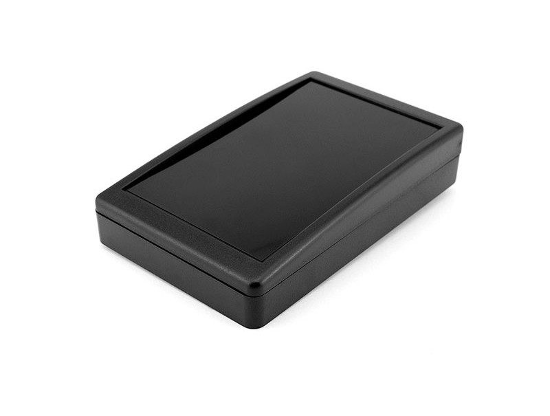 Boîte en plastique portative à couvercle incliné pour appareils électroniques PP82