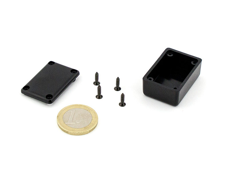 Boîte en plastique universelle pour appareils électroniques PP85A