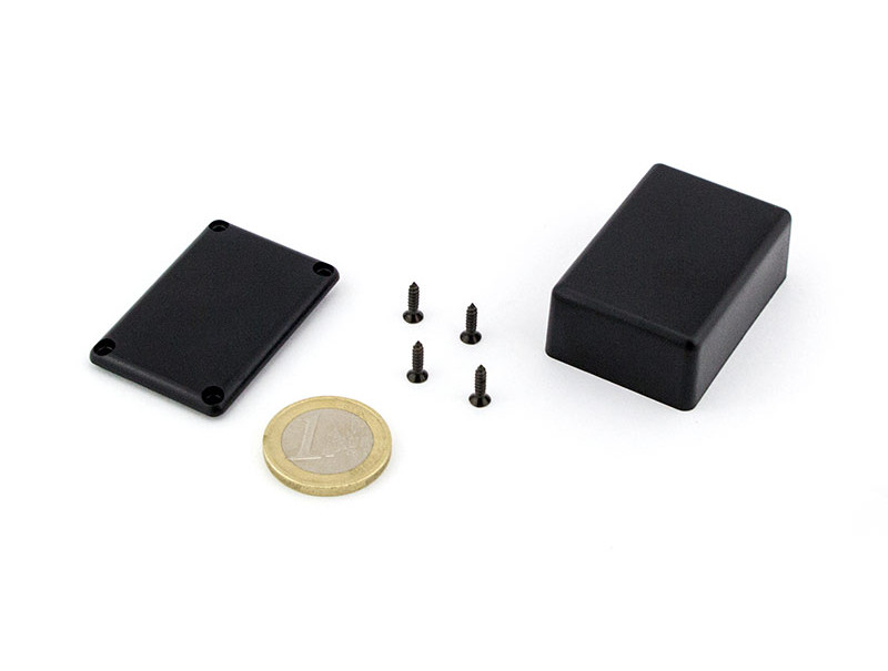 Boîte en plastique universelle pour appareils électroniques PP85C