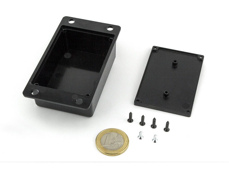 Boîtier mural en plastique avec ailettes pour appareils électroniques PP94E