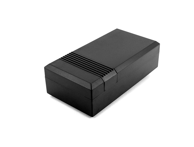 Boîte en plastique avec aération pour appareils électroniques PP48