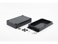 Boîte murale en plastique avec ailettes et protection IP pour appareils électroniques PP112